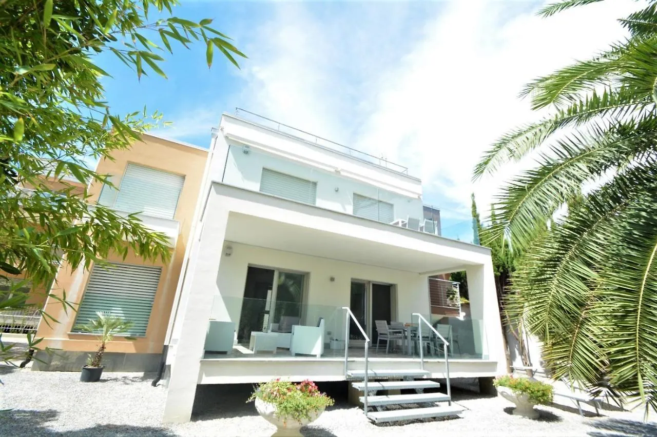 Borgo Paradiso Holidays Diano Marina Appartement